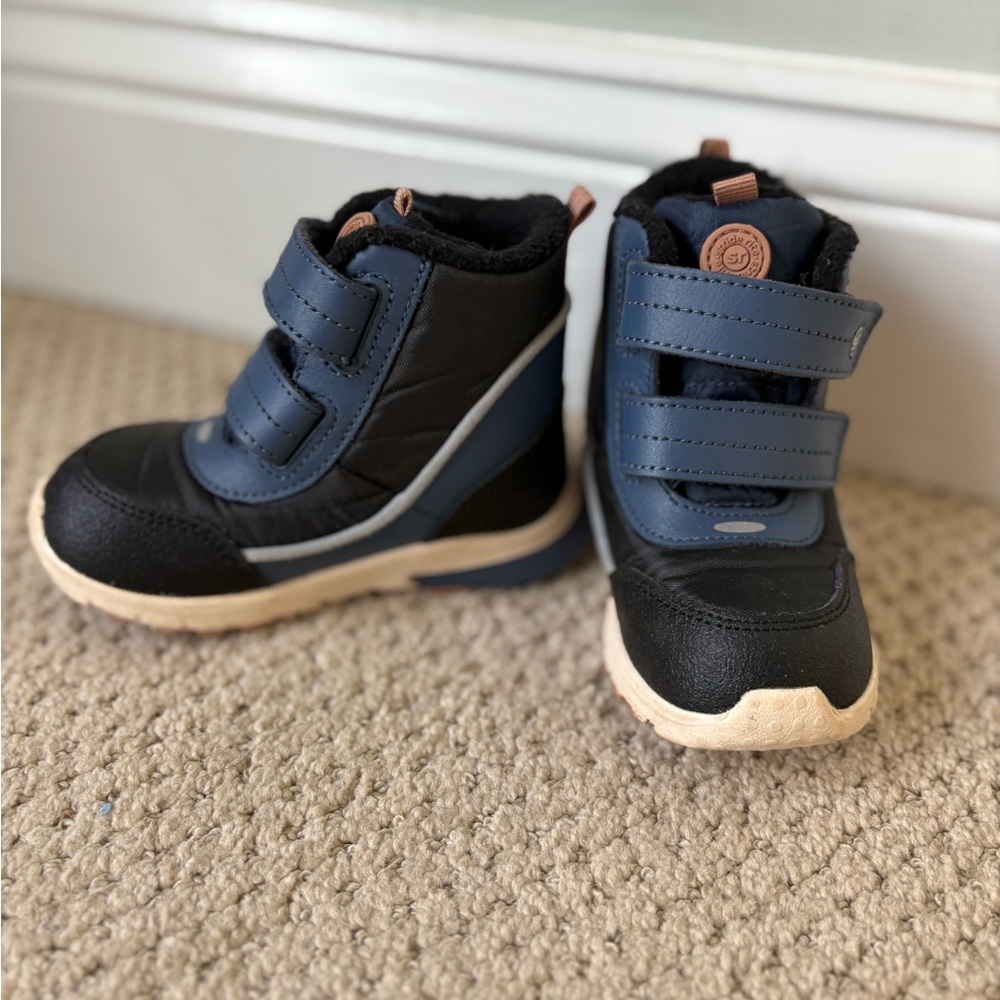 Stride Rite waterproof boots